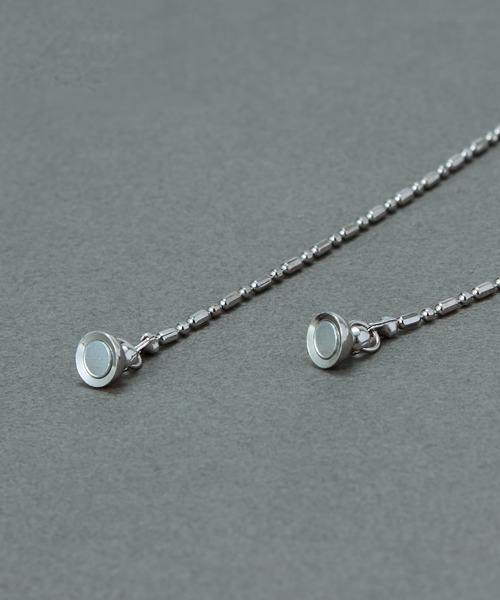 Phoebe（フィービィー）の「【金属アレルギー対応】ミックスドットマグネットチェーンネックレス/ニッケルフリー　ワンタッチ ベーシック 着脱簡単（ネックレス・レディース・イエローゴールド/シルバー・FREE）」の8枚目の写真