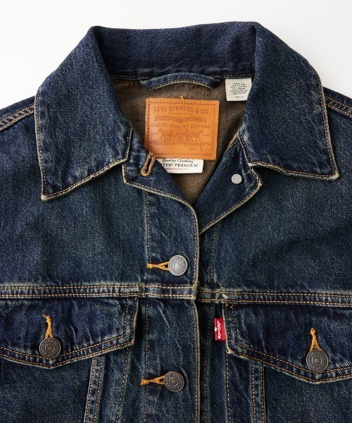 Levi's（リーバイス）の「[LEVI’S/リーバイス] LOOSE CROP TRUCKER デニムジャケット（デニムジャケット・レディース・ライトインディゴブルー/インディゴブルー・S）」の4枚目の写真