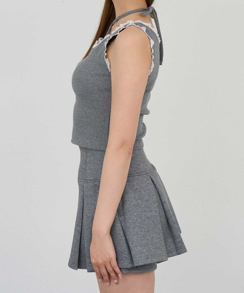 Belle Charme(ベルシャルム)の「【Belle Charme】Logo Label Lace Tank(タンクトップ・レディース・チャコールグレー/オフホワイト/ブラック・FREE)」の21枚目の写真