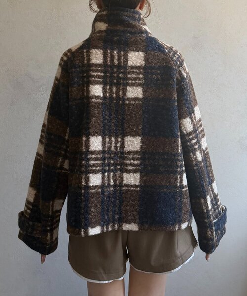 Thevon（ゼボン）の「リングボアスタンドネックコート（その他アウター・レディース・ネイビー/アイボリー/グリーン/チャコールグレー・FREE）」の19枚目の写真