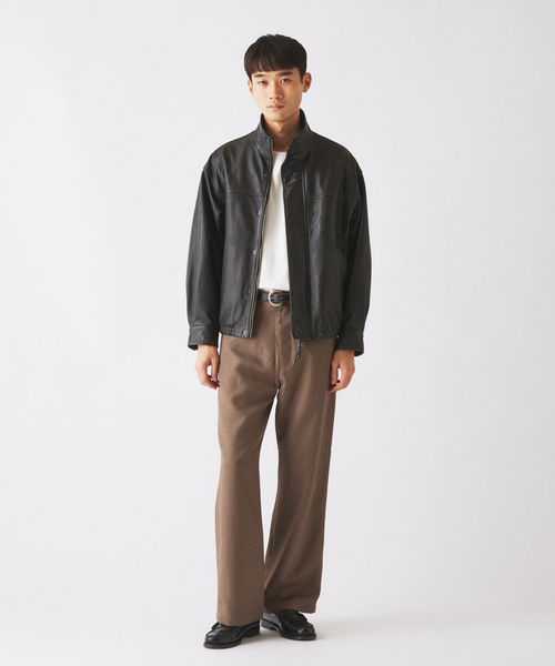 JOURNAL STANDARD relume(ジャーナルスタンダード レリューム)の「ラムレザー スタンドブルゾン(ライダースジャケット・メンズ・ブラック・LARGE/MEDIUM)」の2枚目の写真
