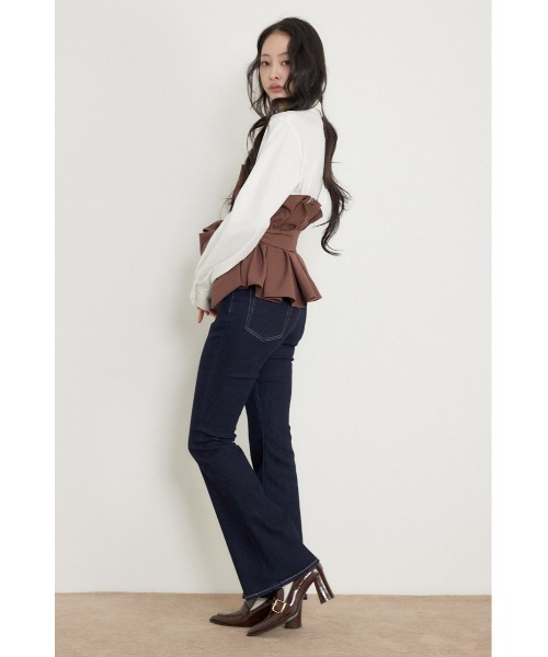 rienda(リエンダ)の「プリーツペプラムシャツトップス 秋服(シャツ/ブラウス・レディース・ダークブラウン/ブラック/ベージュ・FREE)」の11枚目の写真