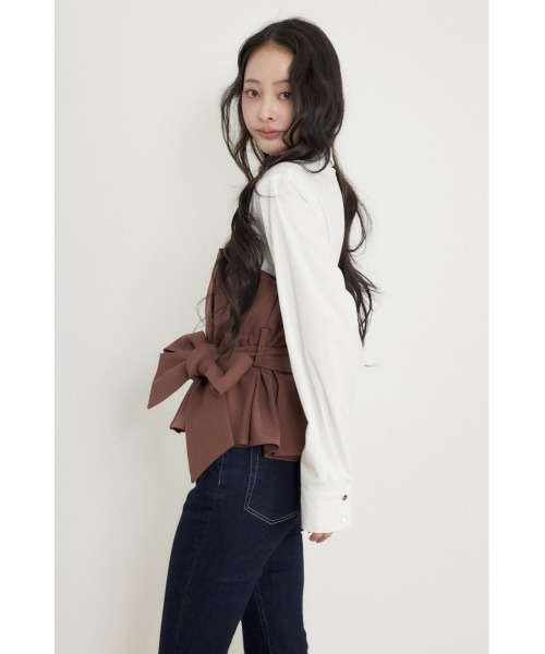 rienda(リエンダ)の「プリーツペプラムシャツトップス 秋服(シャツ/ブラウス・レディース・ダークブラウン/ブラック/ベージュ・FREE)」の14枚目の写真