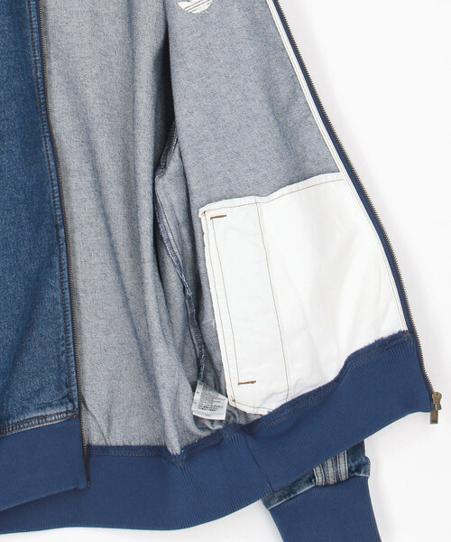 adidas(アディダス)の「adidas/アディダス FIREBIRD ADICOLOR DENIM TRACK TOP - Medium Vintage Denim(ブルゾン・メンズ・ブルー・LARGE/MEDIUM/X-LARGE)」の3枚目の写真