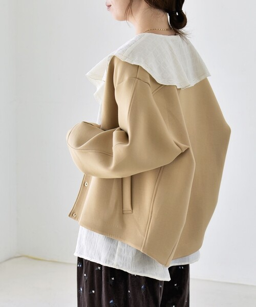 quaranciel(カランシエル)の「〈手洗い可能〉ダンボール ノーカラー コクーン ジャケット ブルゾン(ブルゾン・レディース・ベージュ/キャメル/ネイビー・ONE SIZE)」の3枚目の写真