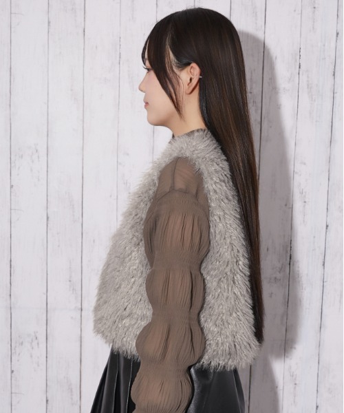 GORGE（ゴージ）の「チベットファーベスト｜全2色（ベスト・レディース・チャコール/グレー・F）」の10枚目の写真