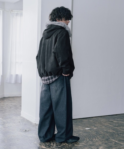 Rocky Monroe(ロッキーモンロー)の「オーバーサイズ PUレザー/フェイクスエード ファー付きダブルジップフードブルゾン N-2Bフライトジャケット(ブルゾン・メンズ・ブラウン/ブラウン系/ブラック/ブラック系・L/XL/M)」の12枚目の写真