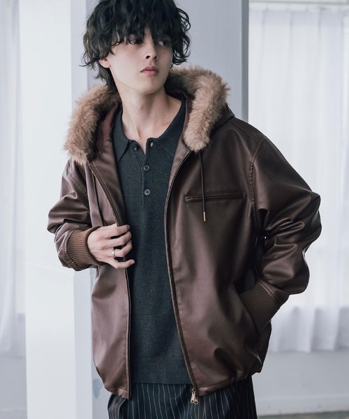 Rocky Monroe(ロッキーモンロー)の「オーバーサイズ PUレザー/フェイクスエード ファー付きダブルジップフードブルゾン N-2Bフライトジャケット(ブルゾン・メンズ・ブラウン/ブラウン系/ブラック/ブラック系・L/XL/M)」の15枚目の写真