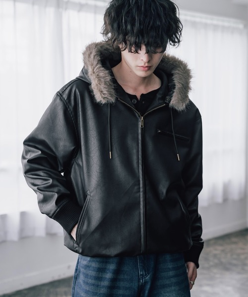 Rocky Monroe(ロッキーモンロー)の「オーバーサイズ PUレザー/フェイクスエード ファー付きダブルジップフードブルゾン N-2Bフライトジャケット(ブルゾン・メンズ・ブラウン/ブラウン系/ブラック/ブラック系・L/XL/M)」の5枚目の写真