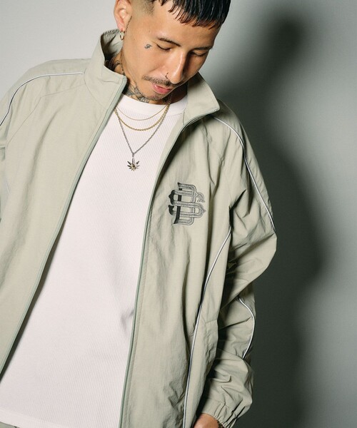 Subciety(サブサエティ)の「Reflective piping nylon jkt(ブルゾン・メンズ・ブラック/グレー・S/M/L/XL)」の7枚目の写真