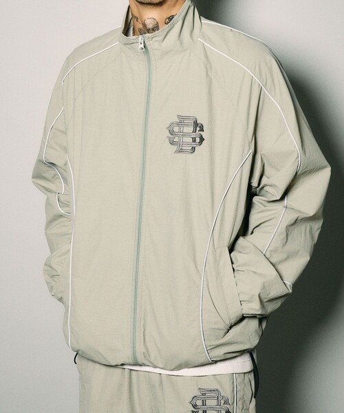 Subciety(サブサエティ)の「Reflective piping nylon jkt(ブルゾン・メンズ・ブラック/グレー・S/M/L/XL)」の8枚目の写真