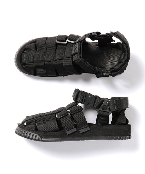 B:MING by BEAMS（ビーミングバイビームス）の「【Begin6月号掲載】【Smart5月号掲載】SHAKA×ビーミング by ビームス / 40th別注 NEW HIKER（サンダル・メンズ・ホワイト/ブラック・10/7/9/8）」の2枚目の写真