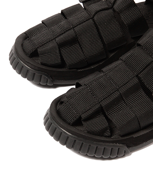 B:MING by BEAMS（ビーミングバイビームス）の「【Begin6月号掲載】【Smart5月号掲載】SHAKA×ビーミング by ビームス / 40th別注 NEW HIKER（サンダル・メンズ・ホワイト/ブラック・10/7/9/8）」の9枚目の写真