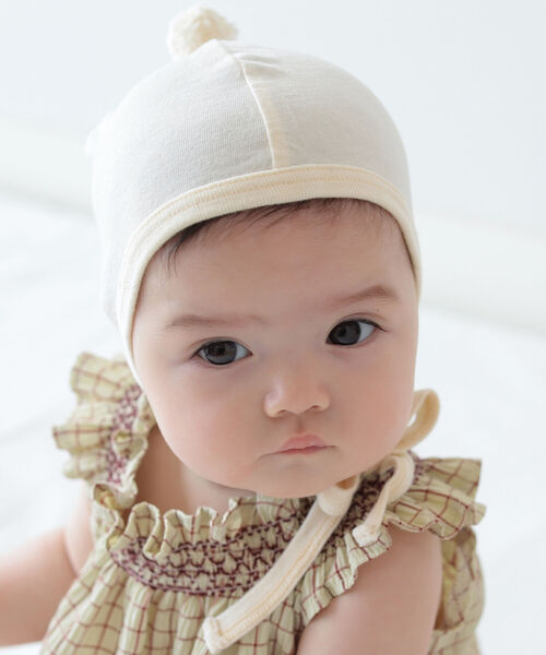 こども ビームス（コドモビームス）の「こども ビームス / "Daily Organic" ボンボン キャップ (40～48cm)（ニットキャップ/ビーニー・キッズ・ホワイト/ナチュラル/ライトグレー/グレー/ブラック/ベージュ/ライトブラウン/ピンク/レッド系その他/クリーム/イエロー/ミント/グリーン/オリーブ/サックスブルー/ブルー系その他/インディゴブルー/ラベンダー/その他1/ネイビー/その他2/その他3/ブラック系その他・ONE SIZE）」の10枚目の写真