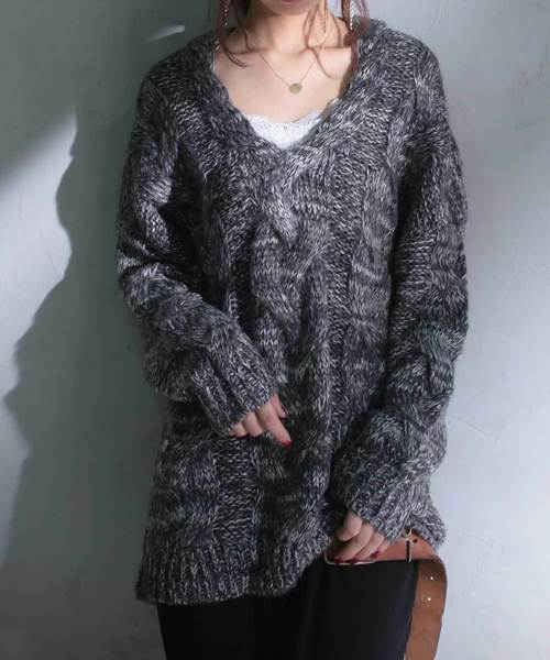 antiqua(アンティカ)の「ローゲージケーブルニット(ニット/セーター・レディース・ライトグレー/ダークグレー・M)」の17枚目の写真