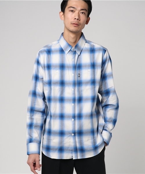FTC（エフティーシー）の「OMBRE PLAID B.D SHIRT（シャツ/ブラウス・メンズ・ブルー/レッド/ブラック・SMALL/MEDIUM/X-LARGE/LARGE）」の2枚目の写真