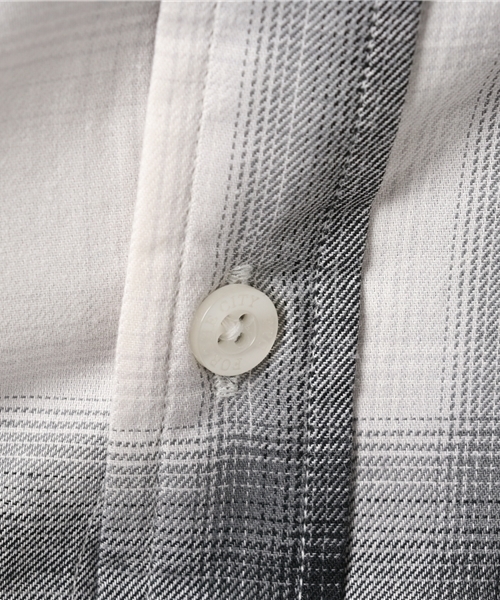 FTC（エフティーシー）の「OMBRE PLAID B.D SHIRT（シャツ/ブラウス・メンズ・ブルー/レッド/ブラック・SMALL/MEDIUM/X-LARGE/LARGE）」の10枚目の写真