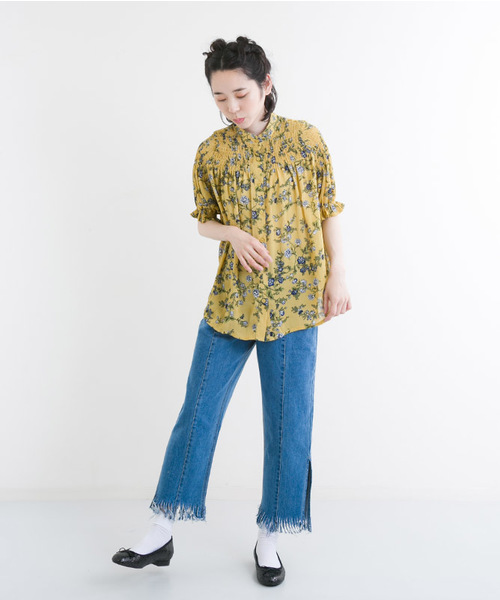 MERLOT（メルロー）の「ボタニカル柄バンドカラーギャザーブラウス1121（シャツ/ブラウス・レディース・イエロー/ピンク/ブラック・FREE）」の8枚目の写真