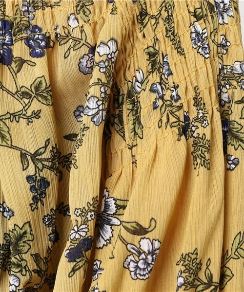 MERLOT（メルロー）の「ボタニカル柄バンドカラーギャザーブラウス1121（シャツ/ブラウス・レディース・イエロー/ピンク/ブラック・FREE）」の13枚目の写真