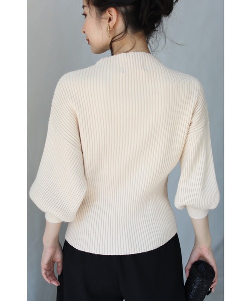 cawaii（カワイイ）の「袖ポワンとオフネックのきれいめリブニットトップス（ニット/セーター・レディース・ブラック/アイボリー/グレー/ピンク/ブラウン/ダークグリーン/ブルー/マジェンタ・M-L/L-XL）」の10枚目の写真