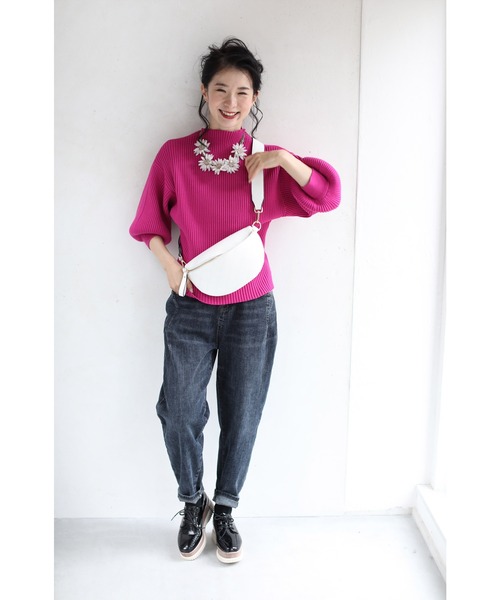 cawaii（カワイイ）の「袖ポワンとオフネックのきれいめリブニットトップス（ニット/セーター・レディース・ブラック/アイボリー/グレー/ピンク/ブラウン/ダークグリーン/ブルー/マジェンタ・M-L/L-XL）」の20枚目の写真