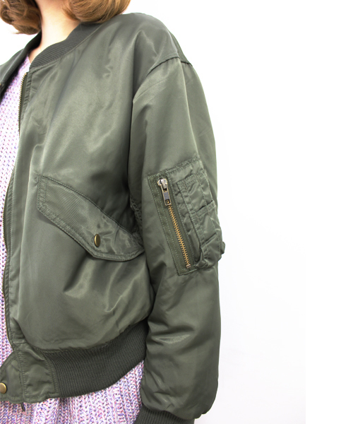 Chico（チコ）の「ルーズMA-1（ブルゾン・レディース・カーキ/ブラック/カモフラージュ・FREE）」の6枚目の写真