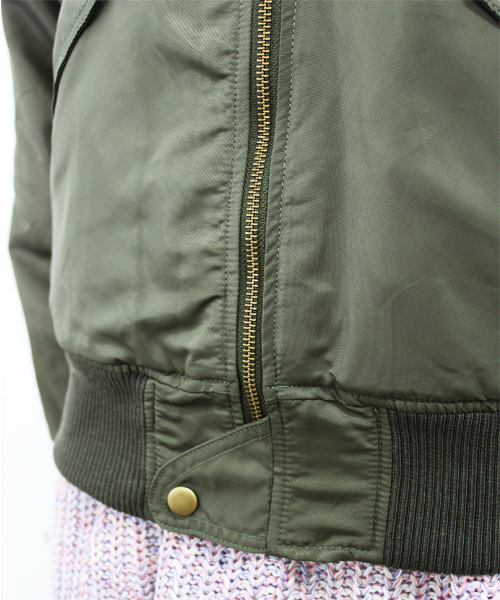 Chico（チコ）の「ルーズMA-1（ブルゾン・レディース・カーキ/ブラック/カモフラージュ・FREE）」の9枚目の写真