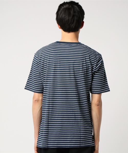 Champion（チャンピオン）の「Champion×SHIPS: 別注 ウォッシュドコットン ドロップテイル ボーダー Tシャツ□（Tシャツ/カットソー・メンズ・ネイビー/ブラック×ホワイト/ホワイト×ネイビー/グレー×ホワイト・SMALL/MEDIUM/LARGE）」の19枚目の写真