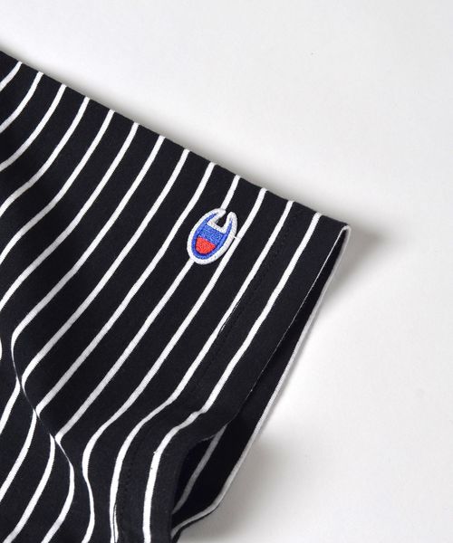 Champion（チャンピオン）の「Champion×SHIPS: 別注 ウォッシュドコットン ドロップテイル ボーダー Tシャツ□（Tシャツ/カットソー・メンズ・ネイビー/ブラック×ホワイト/ホワイト×ネイビー/グレー×ホワイト・SMALL/MEDIUM/LARGE）」の8枚目の写真