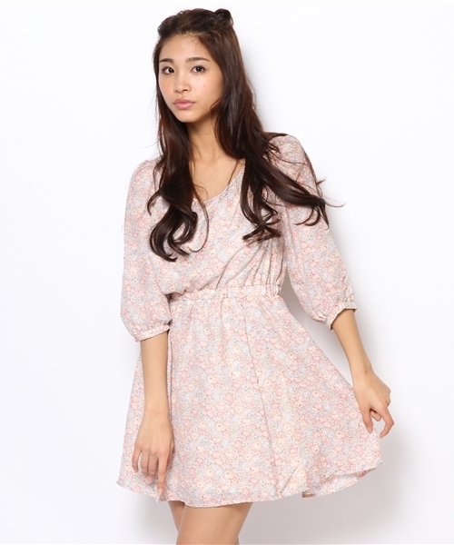 one after another NICE CLAUP（ワンアフターアナザーナイスクラップ）の「お花ワンピース（ワンピース・レディース・ピンク/ネイビー/イエロー・FREE）」の3枚目の写真