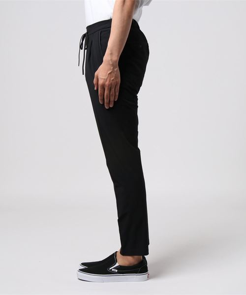 ABAHOUSE（アバハウス）の「ナイロン4WAYストレッチ圧着パンツ（その他パンツ・メンズ・ブラック・46/48/44）」の4枚目の写真