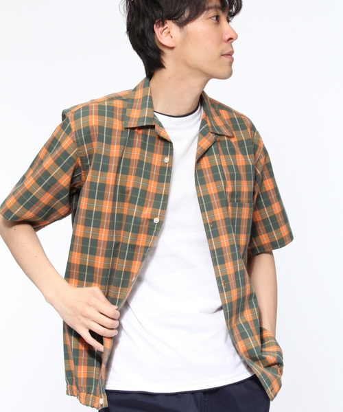 LAKOLE(ラコレ)の「サマーチェックオープンカラーシャツ / LAKOLE(シャツ/ブラウス・メンズ・パープル/レッド/イエロー/オレンジ・MEDIUM/LARGE)」の4枚目の写真