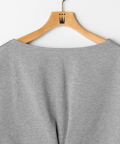 Tiara（ティアラ）の「ポンチ前後2wayウエストタックトップス（Tシャツ/カットソー・レディース・アイボリー/ブラック/ヘザーグレー・FREE）」の5枚目の写真