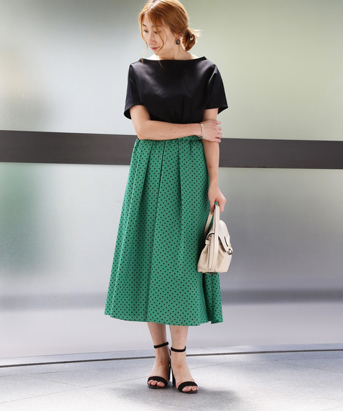 Tiara（ティアラ）の「ポンチ前後2wayウエストタックトップス（Tシャツ/カットソー・レディース・アイボリー/ブラック/ヘザーグレー・FREE）」の9枚目の写真