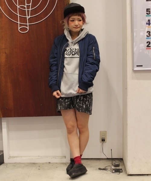 WEGO（ウィゴー）の「WEGO/BIG　MA-1（ブルゾン・レディース・ブラック/ネイビー・FREE）」の4枚目の写真