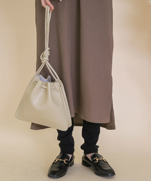 select MOCA（セレクトモカ）の「ワッフルキーネックワンピース/長袖スリットデザインロング丈ワンピース（ワンピース・レディース・ブラック/ブラウン/カーキ/アイボリー・FREE）」の5枚目の写真