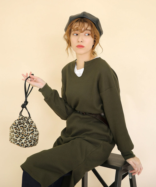 select MOCA（セレクトモカ）の「ワッフルキーネックワンピース/長袖スリットデザインロング丈ワンピース（ワンピース・レディース・ブラック/ブラウン/カーキ/アイボリー・FREE）」の21枚目の写真