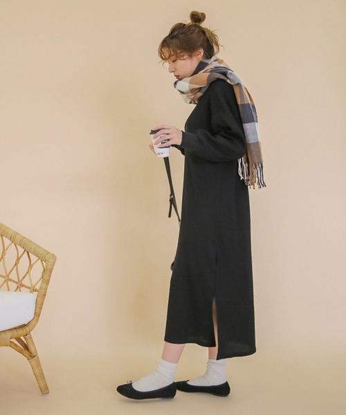 select MOCA（セレクトモカ）の「ワッフルキーネックワンピース/長袖スリットデザインロング丈ワンピース（ワンピース・レディース・ブラック/ブラウン/カーキ/アイボリー・FREE）」の22枚目の写真