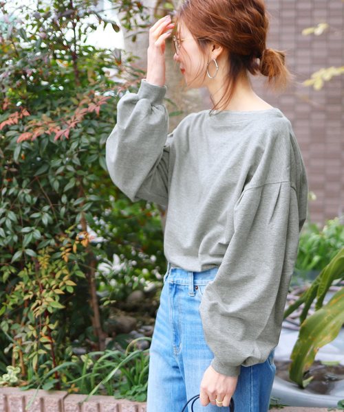 reca（レカ）の「ボートネック ボリュームスウェットカットソー（スウェット・レディース・ベージュ/ネイビー/ライトグレー/オフホワイト/ピンク/カーキ/アイボリー/モカ/ベージュ系その他/ラベンダー/ブラウン系その他/ベージュ系その他2・FREE）」の14枚目の写真