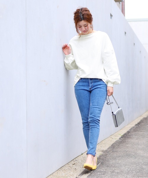 reca（レカ）の「ボートネック ボリュームスウェットカットソー（スウェット・レディース・ベージュ/ネイビー/ライトグレー/オフホワイト/ピンク/カーキ/アイボリー/モカ/ベージュ系その他/ラベンダー/ブラウン系その他/ベージュ系その他2・FREE）」の16枚目の写真