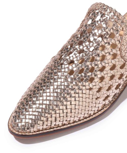 ADAM ET ROPE'（アダムエロペ）の「メッシュバブーサンダル（サンダル・レディース・シルバー/ブラック/その他・37/38/36）」の6枚目の写真