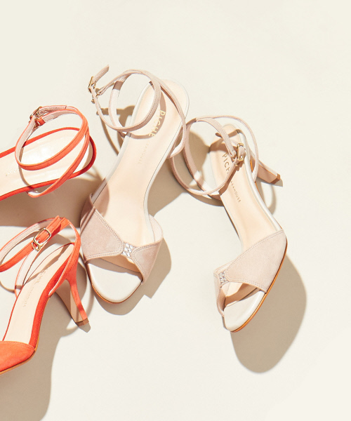 PICHE ABAHOUSE(ピシェ アバハウス)の「セパレートビジューサンダル(サンダル・レディース・オレンジ/ブラック/グレイッシュベージュ・34/40/37/35/38/39/36)」の2枚目の写真