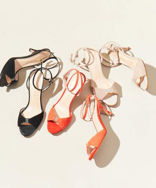 PICHE ABAHOUSE(ピシェ アバハウス)の「セパレートビジューサンダル(サンダル・レディース・オレンジ/ブラック/グレイッシュベージュ・34/40/37/35/38/39/36)」の4枚目の写真