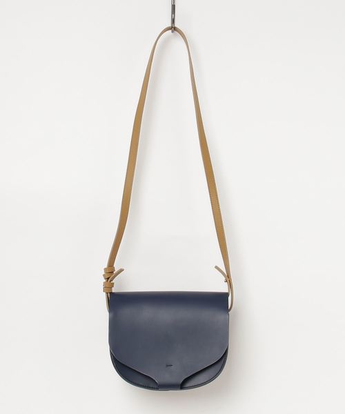 STUDIOUS SELECT（ステュディオスセレクト）の「【calede checli】CHASSE SHOLDER BAG（ショルダーバッグ・レディース・ブラック/ネイビー・FREE）」の2枚目の写真