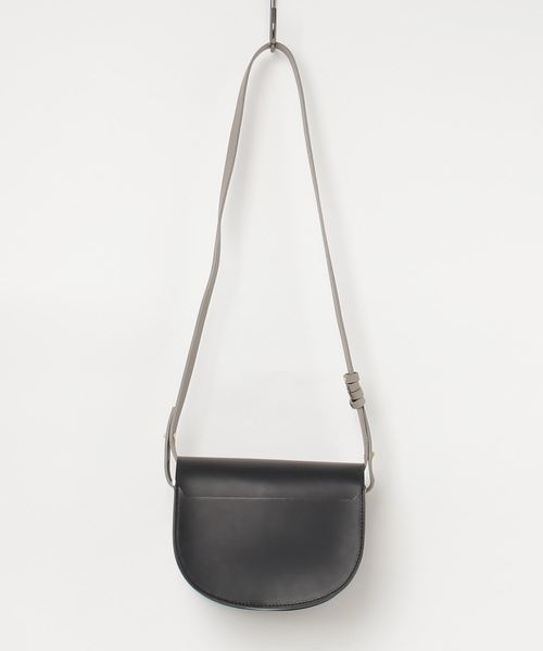 STUDIOUS SELECT（ステュディオスセレクト）の「【calede checli】CHASSE SHOLDER BAG（ショルダーバッグ・レディース・ブラック/ネイビー・FREE）」の4枚目の写真