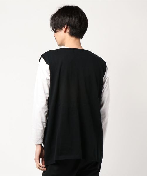 WHO'S WHO gallery（フーズフーギャラリー）の「ポケ切替コットンニットベスト /無地/切替/Vネック/ビッグベスト（ベスト・メンズ・ブラック/ホワイト/ブラウン・FREE）」の5枚目の写真