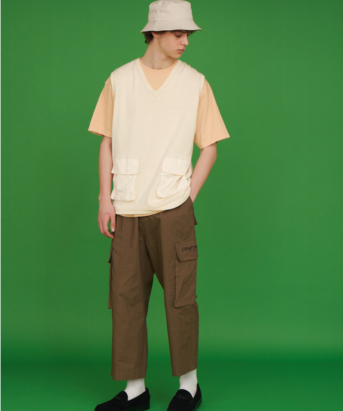 WHO'S WHO gallery（フーズフーギャラリー）の「ポケ切替コットンニットベスト /無地/切替/Vネック/ビッグベスト（ベスト・メンズ・ブラック/ホワイト/ブラウン・FREE）」の16枚目の写真