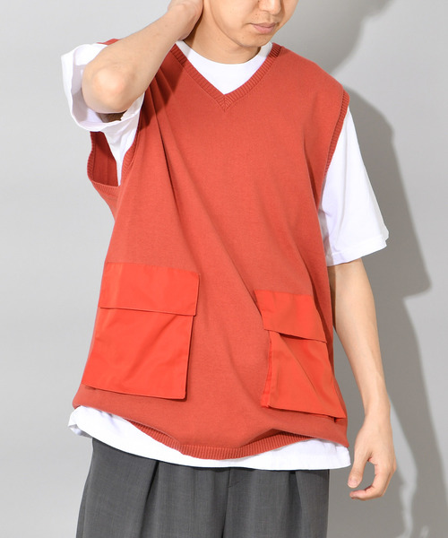 WHO'S WHO gallery（フーズフーギャラリー）の「ポケ切替コットンニットベスト /無地/切替/Vネック/ビッグベスト（ベスト・メンズ・ブラック/ホワイト/ブラウン・FREE）」の9枚目の写真