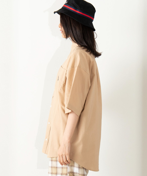 U.S. POLO ASSN.（ユーエスポロアッスン）の「∴WEGO/U.S. POLO ASSN.別注ビッグシルエットシャツ（シャツ/ブラウス・レディース・ブルー系その他4/ベージュ/ホワイト・FREE）」の14枚目の写真