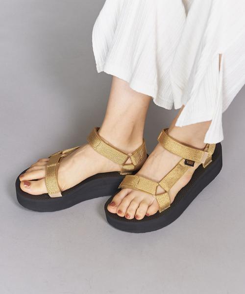 Teva（テバ）の「＜TEVA（テバ）＞FLATFORM UNIVERSAL フラットフォーム ユニバーサル メタルサンダル о（サンダル・レディース・シルバー/ゴールド・8/6/5/7）」の9枚目の写真